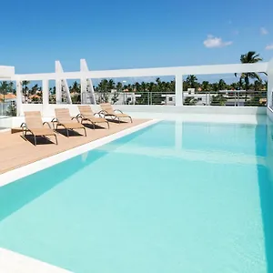 Отель Grand Caribe Beach Club And